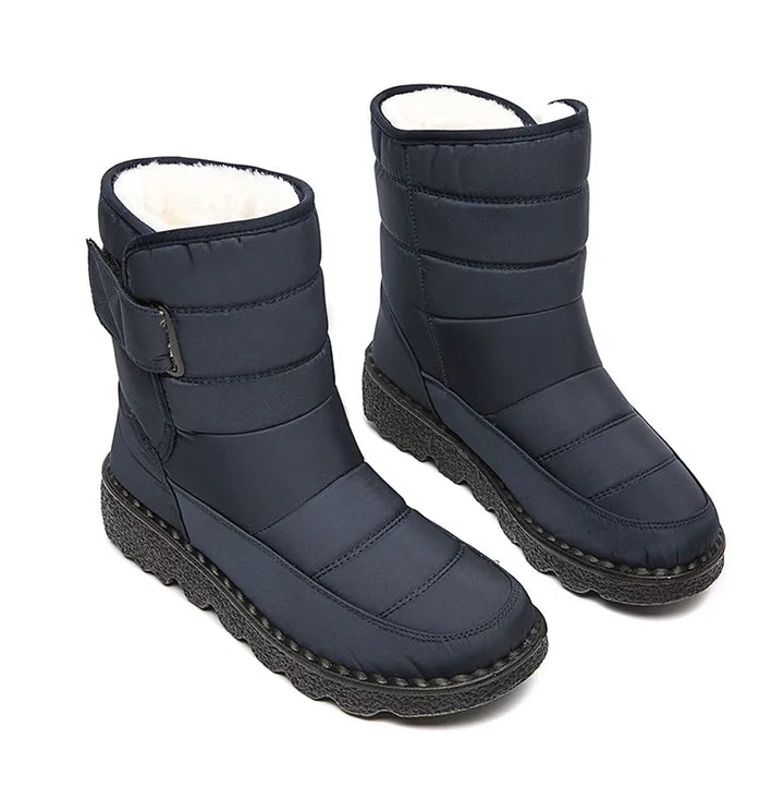 Bota Cano Curto Matelassê Pelos