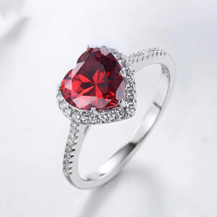 Anel Solitário Coração Vermelho Prata 925