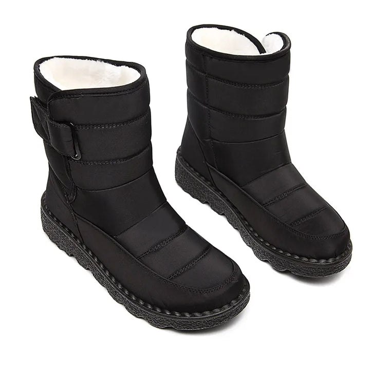 Bota Cano Curto Matelassê Pelos