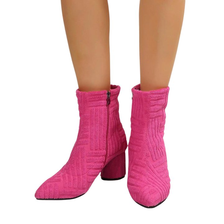 Bota Cano Curto Com Textura