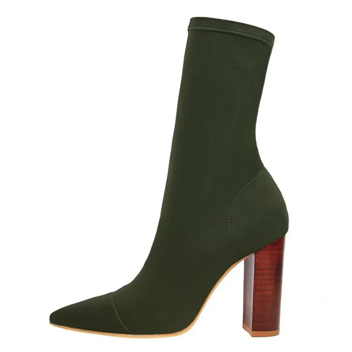 Bota Cano Curto Bico Fino