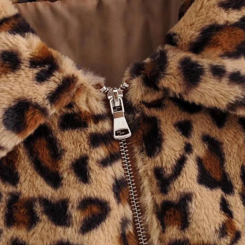 Jaqueta Pelúcia Animal Print Leopardo