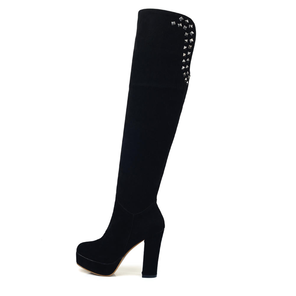 Bota Over The Knee Salto Grosso Rebites