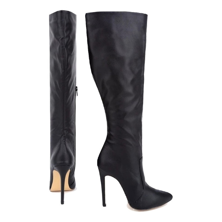 Bota Cano Longo Bico Fino
