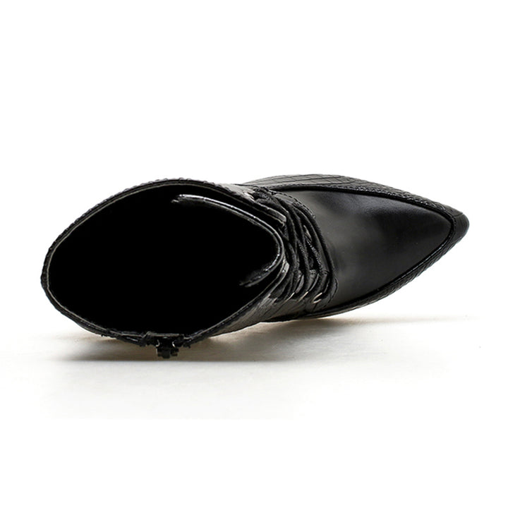 Ankle Boot Bico Fino Com Amarração