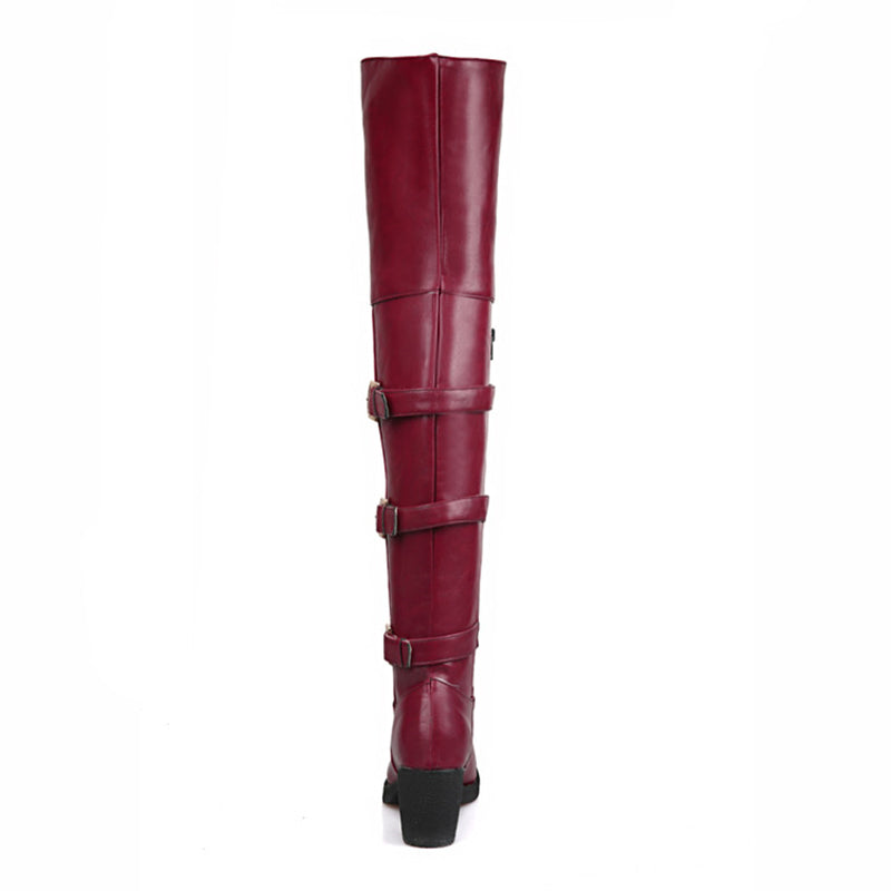 Bota Montaria Com Fivelas
