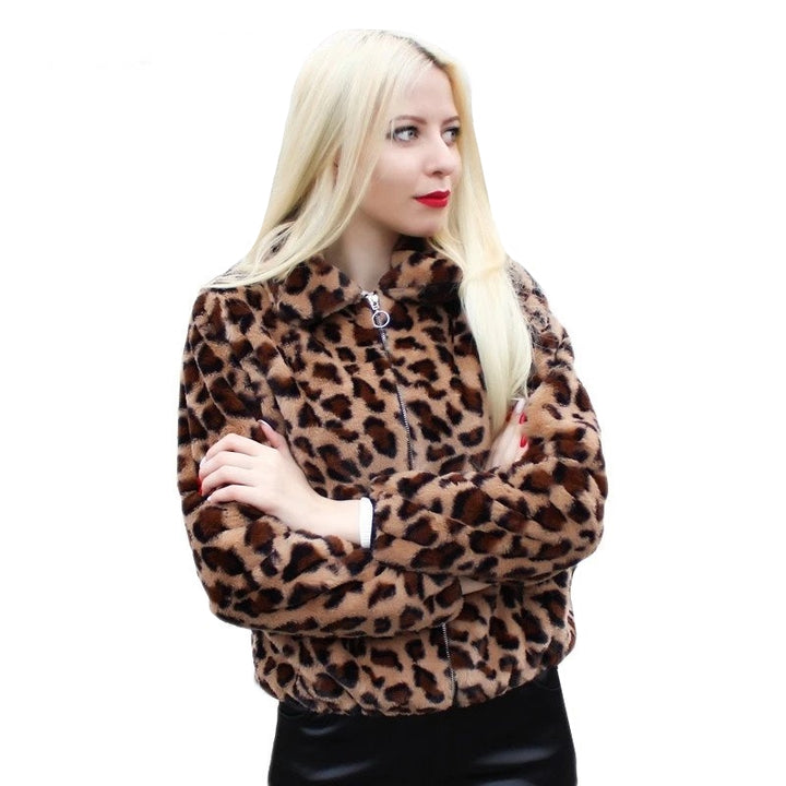 Jaqueta Pelúcia Animal Print Leopardo