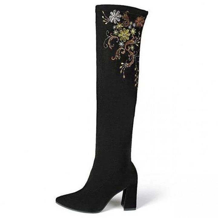 Bota Salto Grosso com Aplique Floral