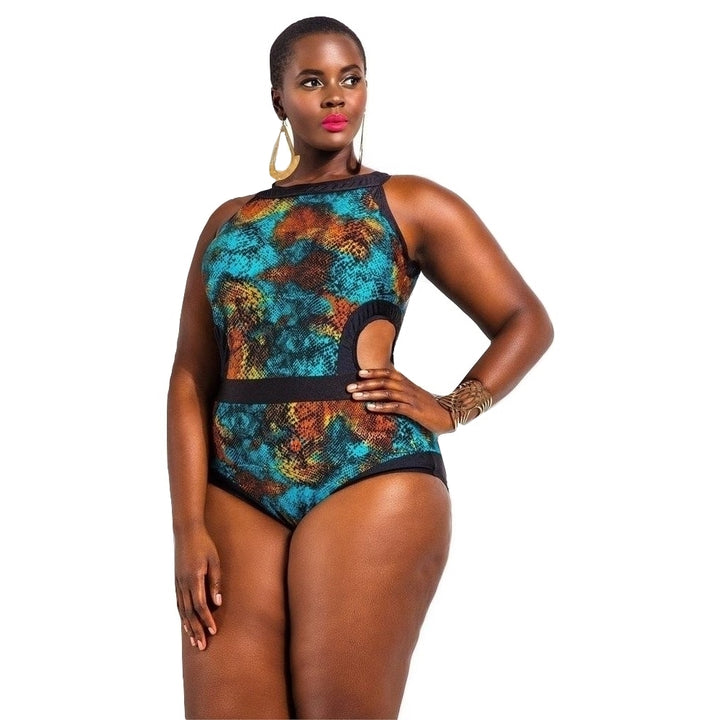 Maiô Plus Size Com Recorte Multicor