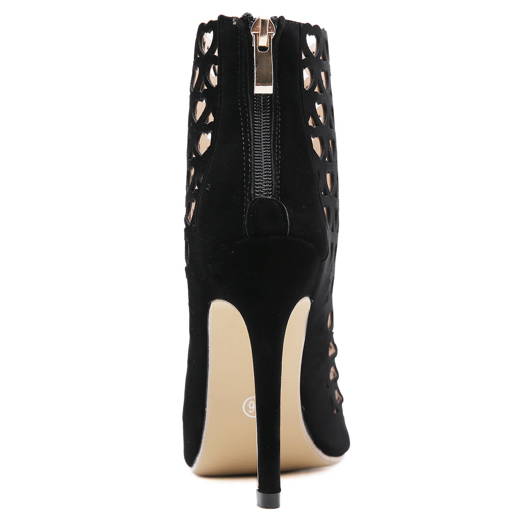 Open Boot Detalhe Vazado Preto