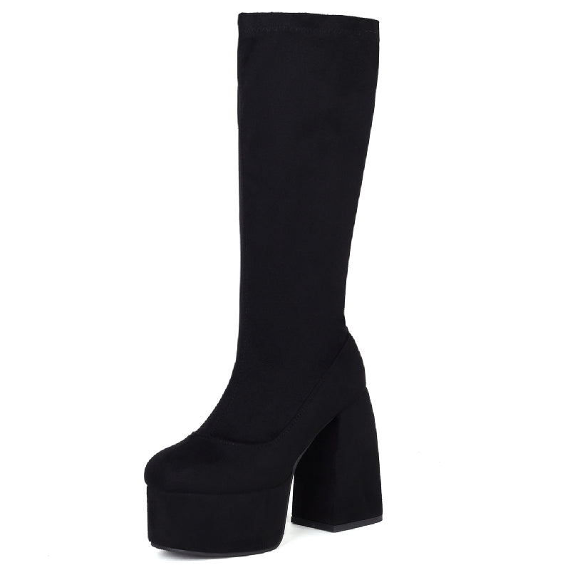 Bota Cano Médio Salto Bloco Preto