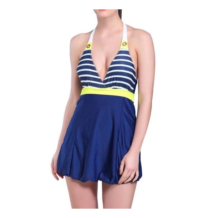 Maiô Frente Única Com Saia Plus Size