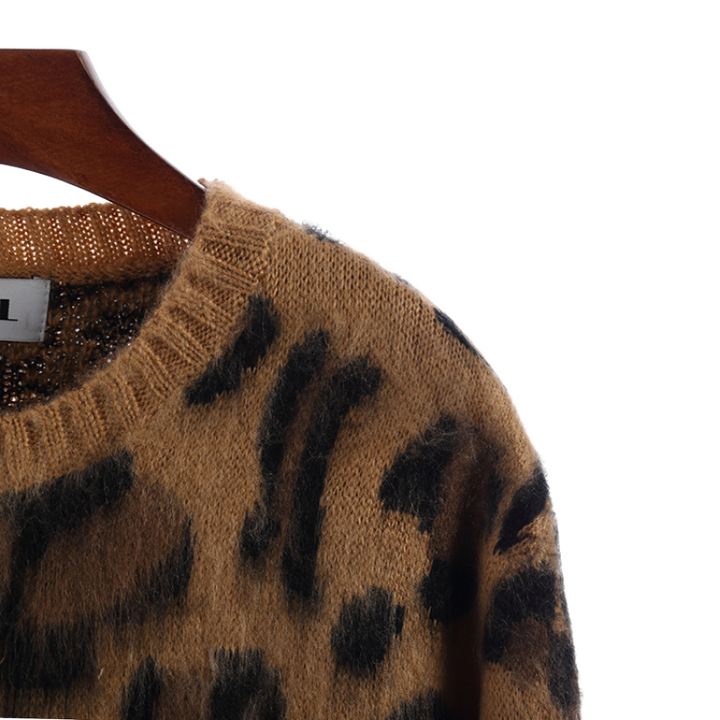 Suéter de Tricô Estampado Animal Print Onça