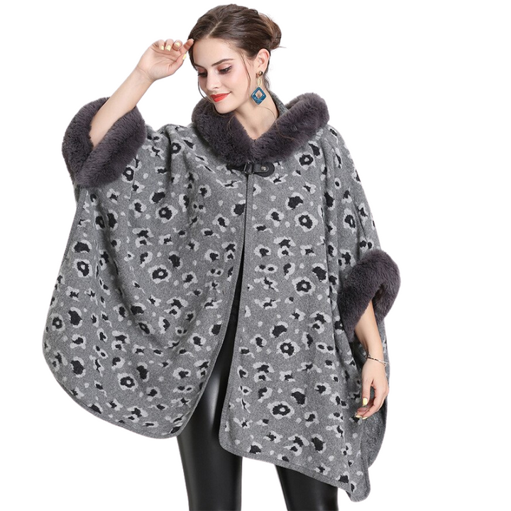 Poncho Com Pelos Animal Print