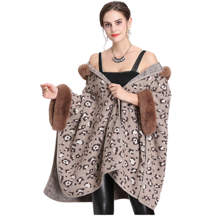 Poncho Com Pelos Animal Print
