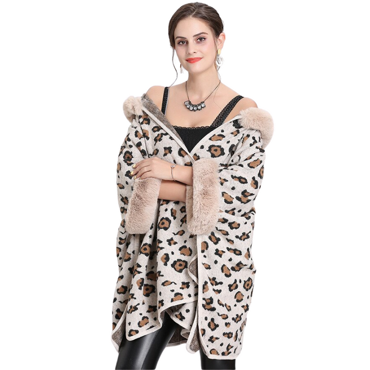 Poncho Com Pelos Animal Print