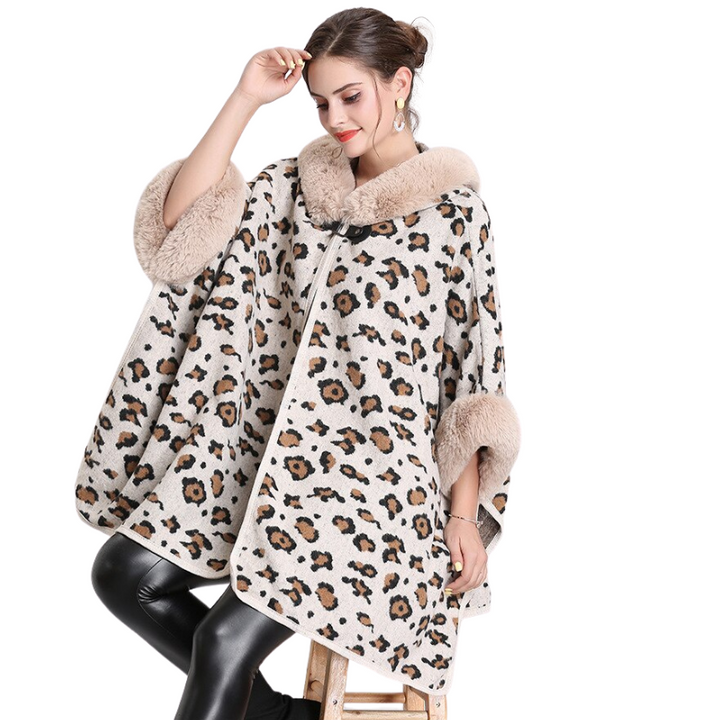 Poncho Com Pelos Animal Print