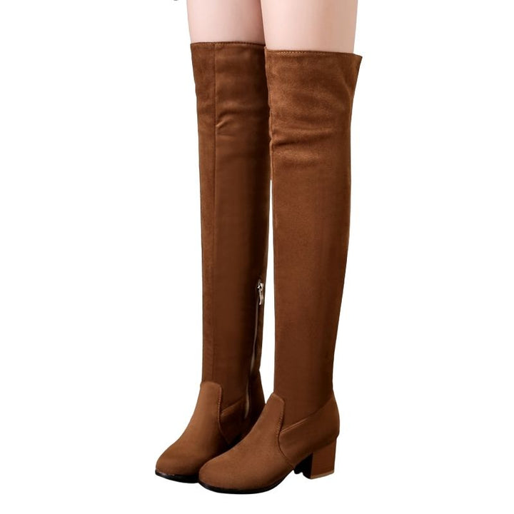 Bota Over The Knee Salto Baixo Suede